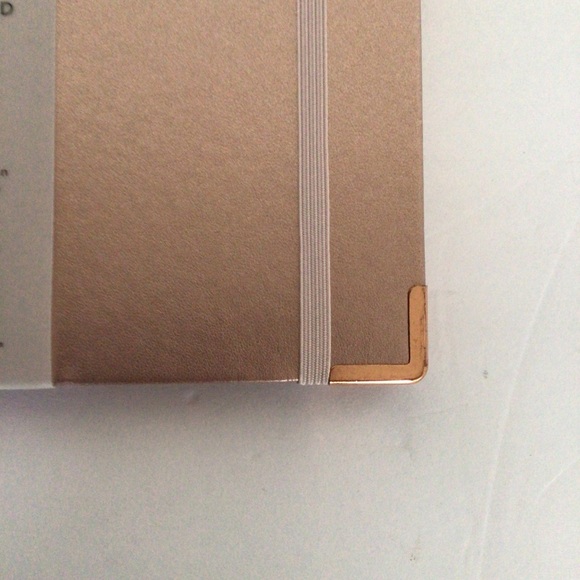 RUSSELL + HAZEL HARD COVER UNDATED JOURNAL PLANNER NWT - Picture 5 of 16